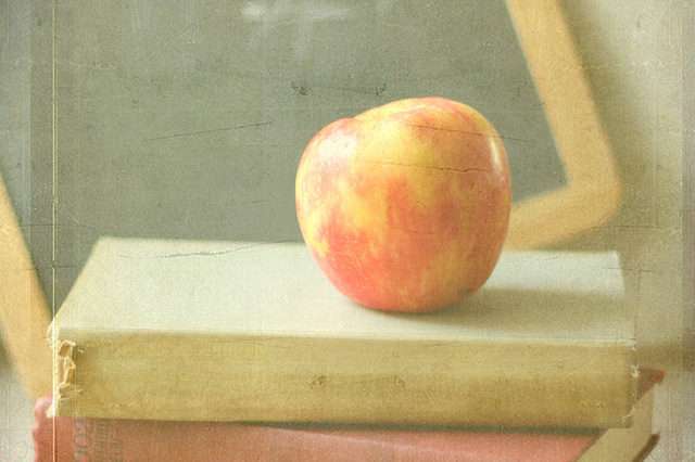 There is An Apple on the Books